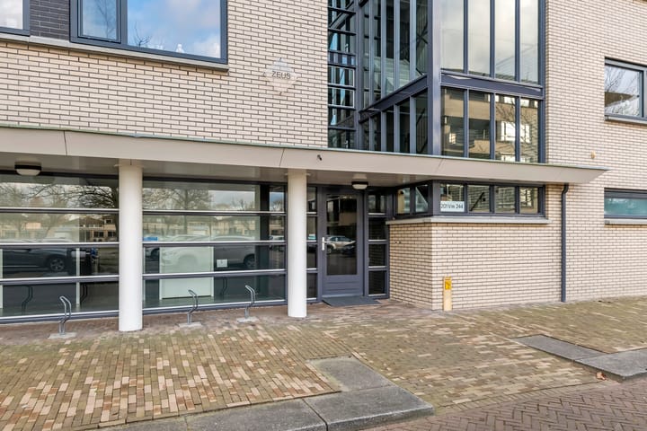 Foto 2 van Windstilte 212