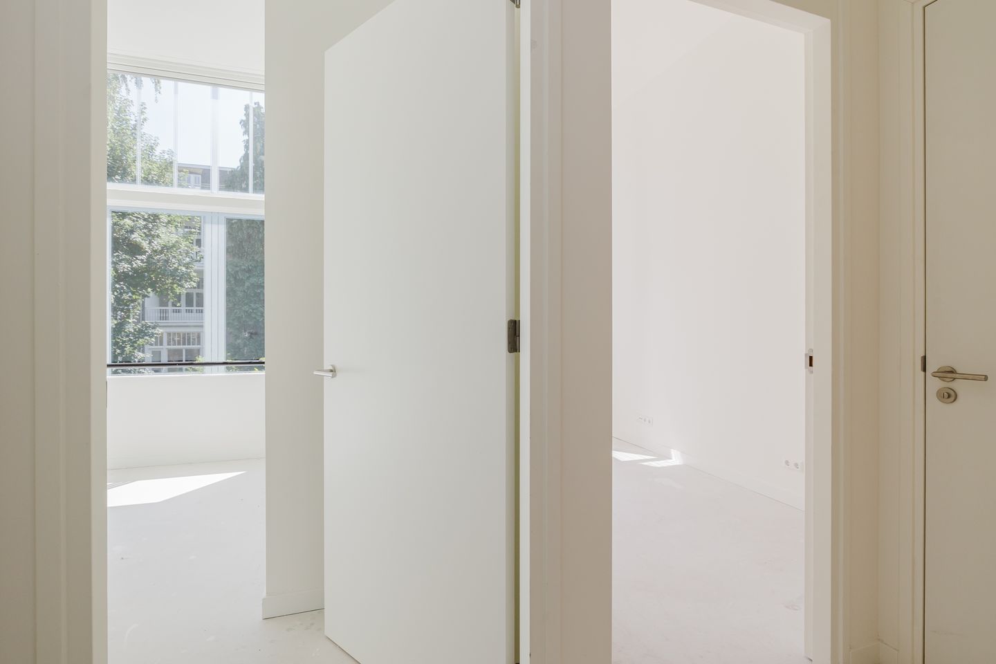 Foto 14 van Jan Luijkenstraat 23-B