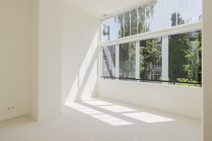 Foto 17 van Jan Luijkenstraat 23-B