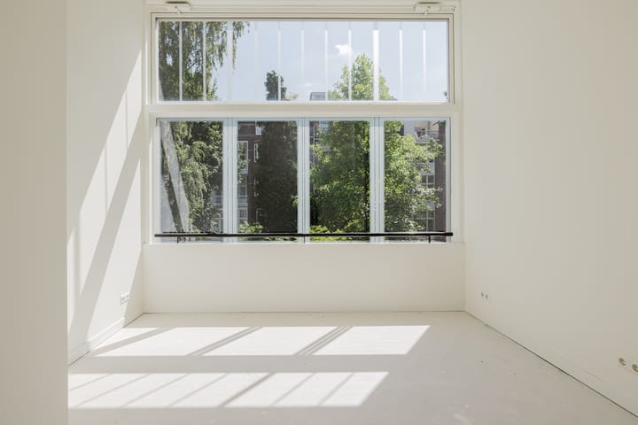 Foto 18 van Jan Luijkenstraat 23-B