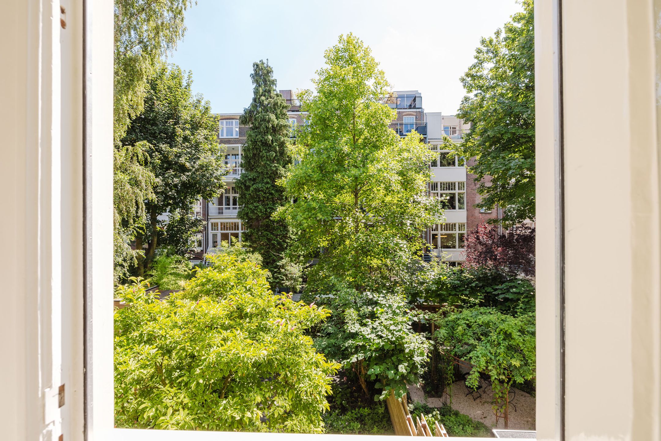 Foto 24 van Jan Luijkenstraat 23-B