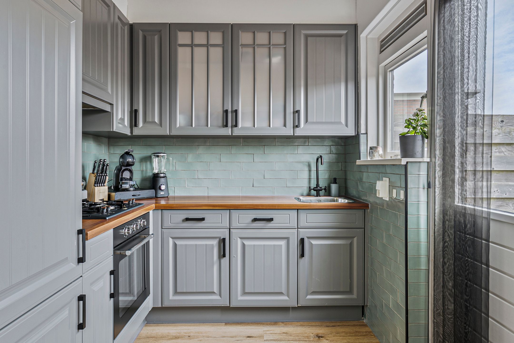 Foto 15 van Julianastraat 13-A