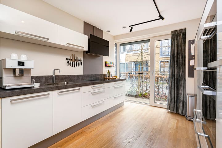 Foto 19 van Anton Koolhaasstraat 18