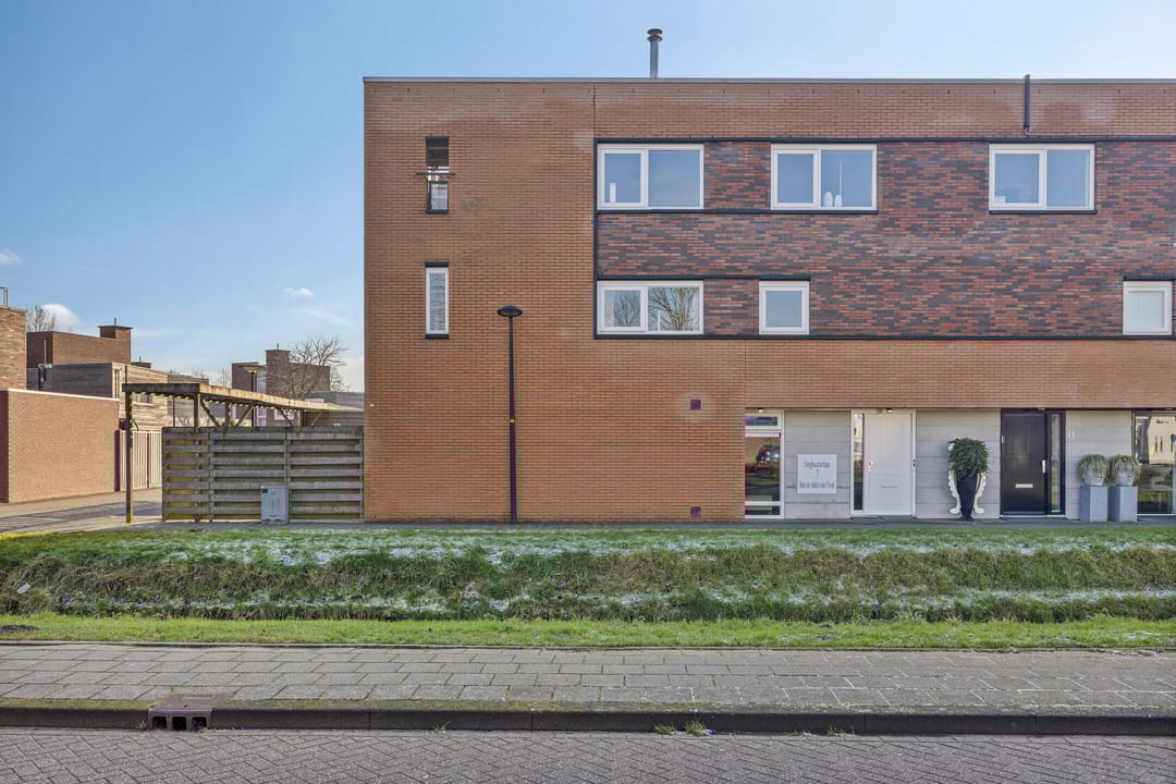 Foto 2 van Leeghwaterlaan 1