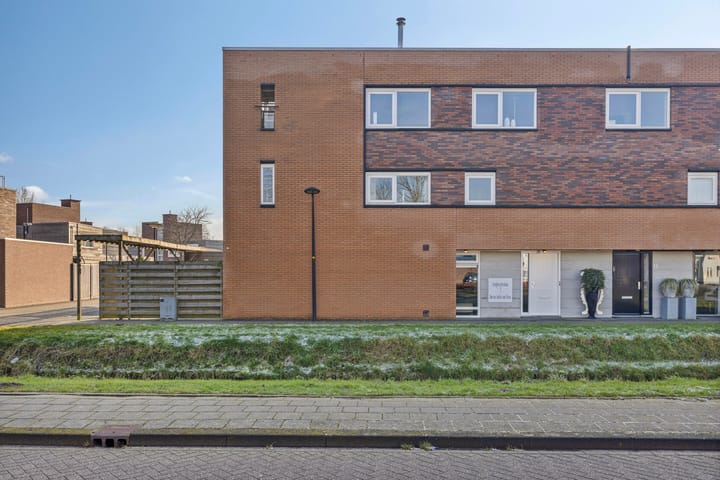 Foto 2 van Leeghwaterlaan 1