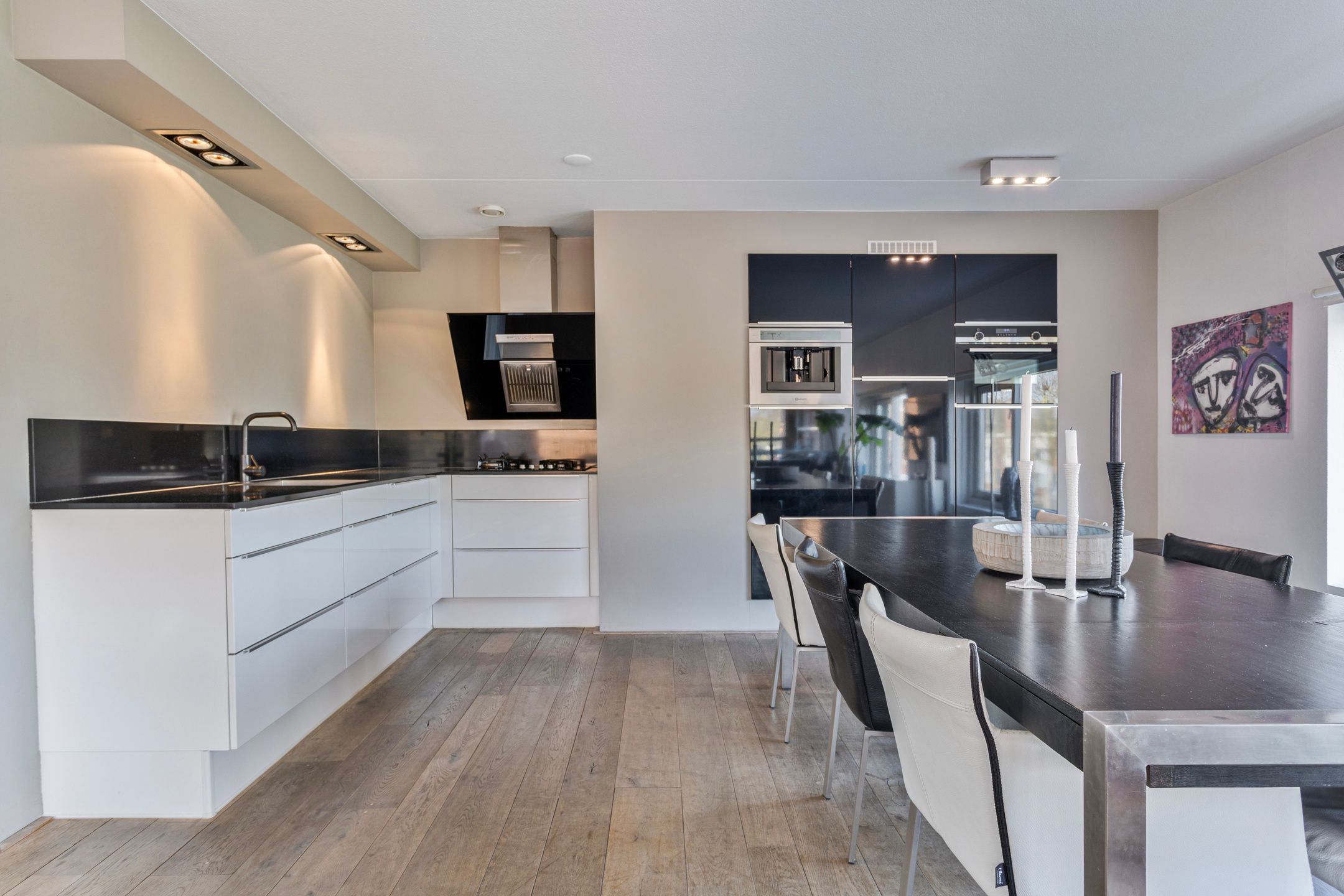 Foto 24 van Leeghwaterlaan 1