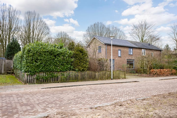 Foto 34 van van Mesdagweg 3