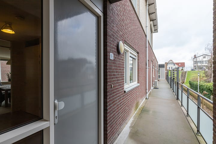 Photo 6 of Strevenaer 16