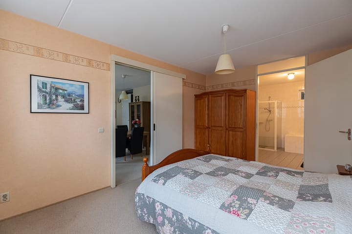 Photo 14 of Strevenaer 16