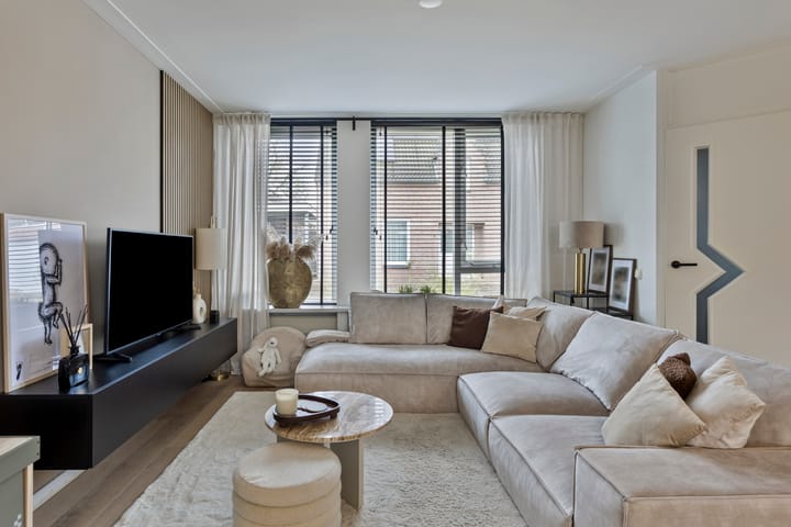 Foto 2 van Teeuwenweg 5