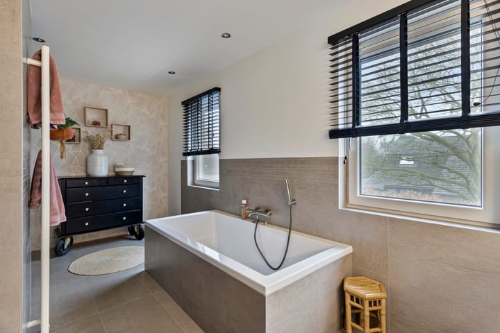 Foto 4 van Teeuwenweg 5