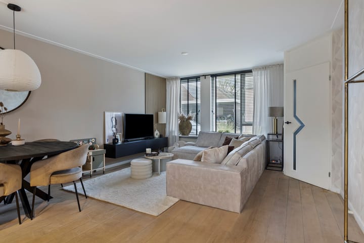 Foto 9 van Teeuwenweg 5