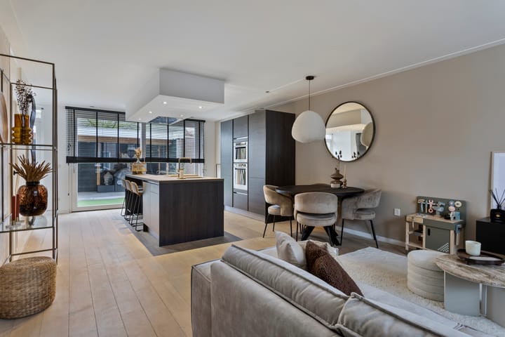 Foto 10 van Teeuwenweg 5