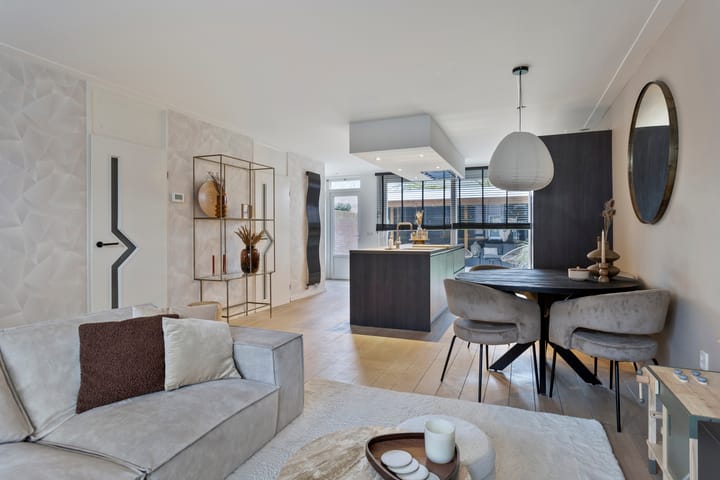 Foto 11 van Teeuwenweg 5