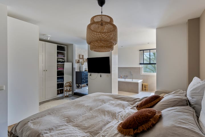 Foto 21 van Teeuwenweg 5