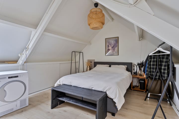 Foto 30 van Teeuwenweg 5