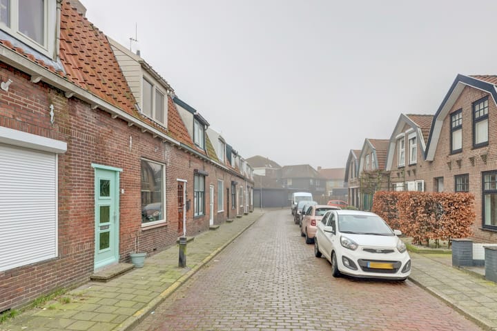 Foto 3 van Emmastraat 13