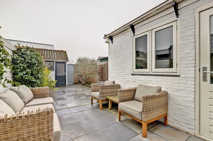 Foto 24 van Emmastraat 13