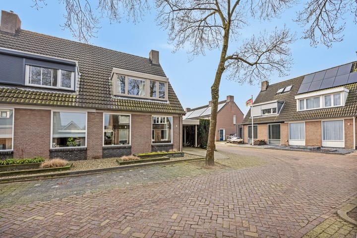 Foto 7 van Essenstraat 5