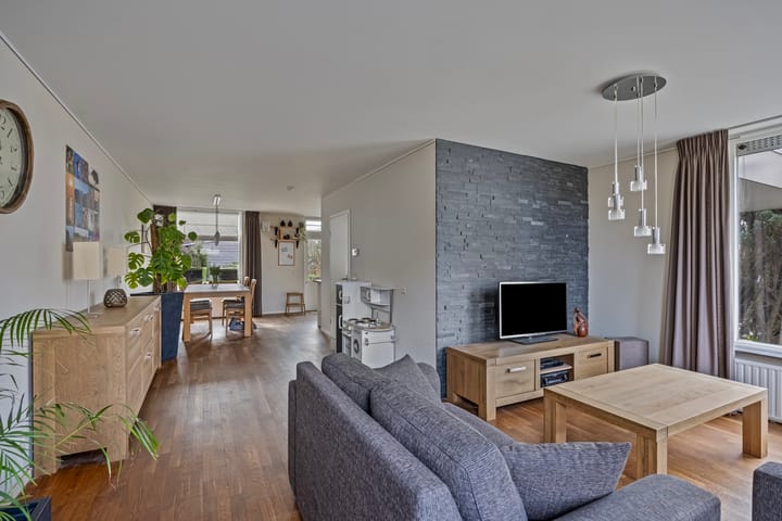 Foto 15 van Essenstraat 5