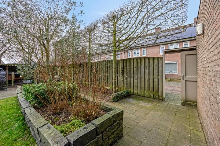 Foto 37 van Essenstraat 5