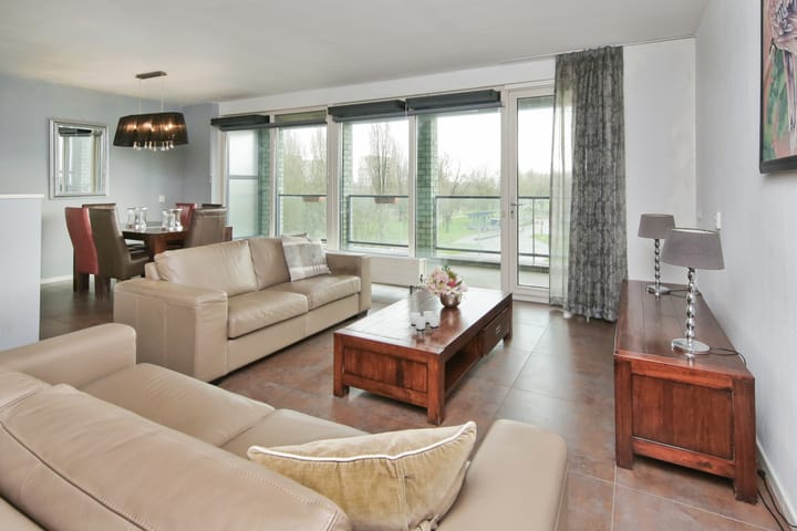 Foto 2 van Wolbrantskerkweg 187-C