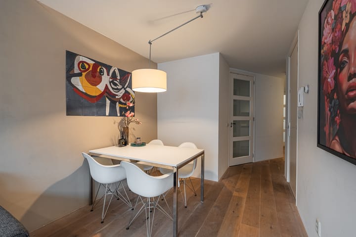 Foto 13 van Albert Cuypstraat 204-3