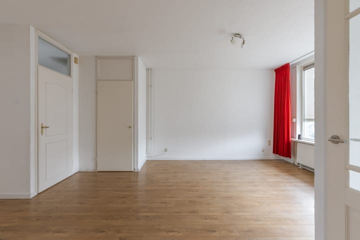 Foto 9 van Bredaweg 51