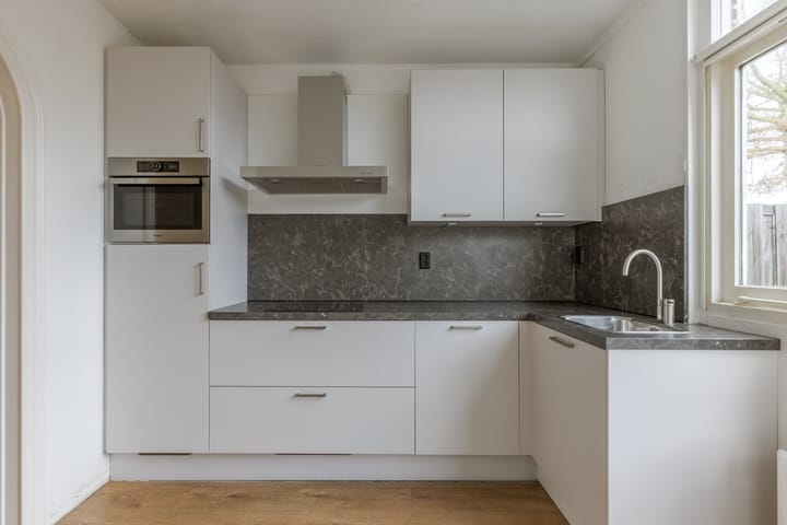 Foto 12 van Bredaweg 51