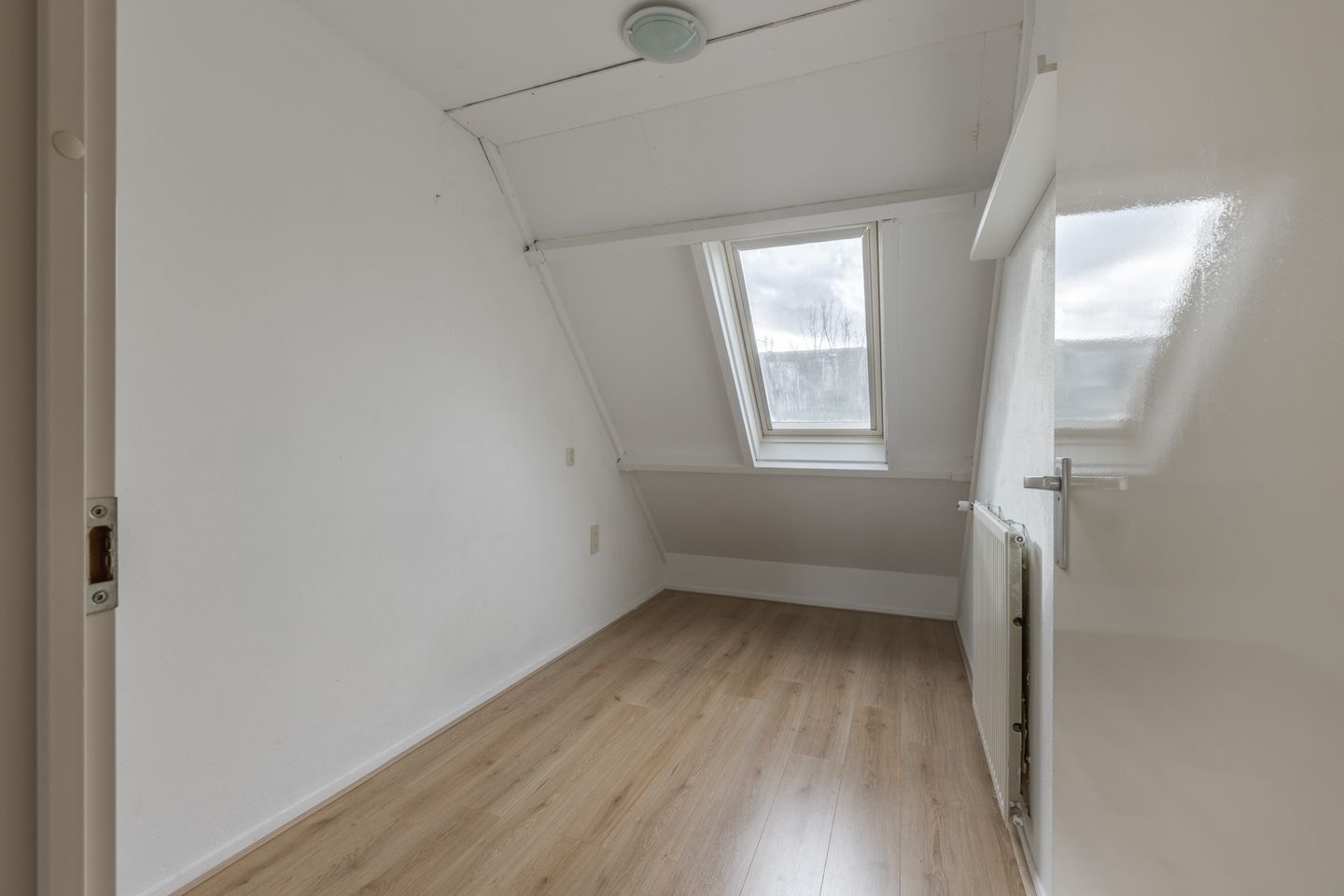 Photo 19 of Bredaweg 51