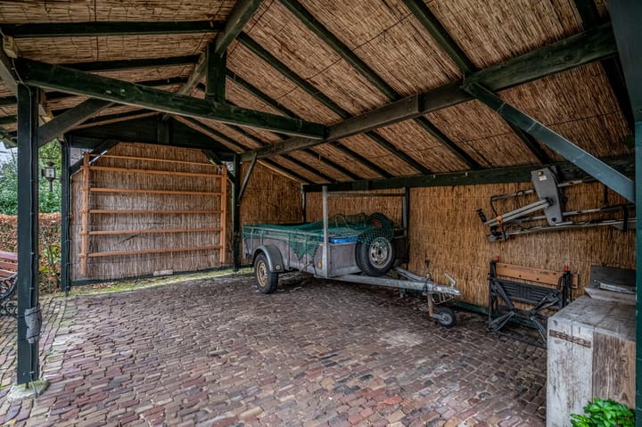 Foto 28 van Molenstraat 236