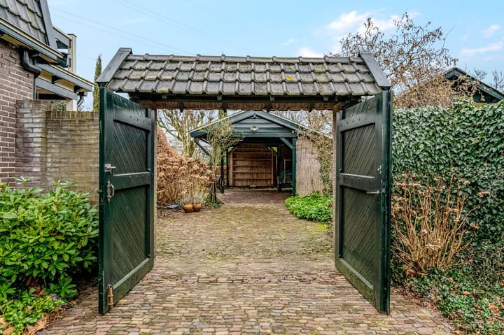 Foto 32 van Molenstraat 236