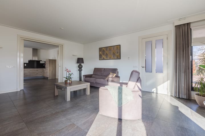 Foto 8 van Hoessenboslaan 44-A