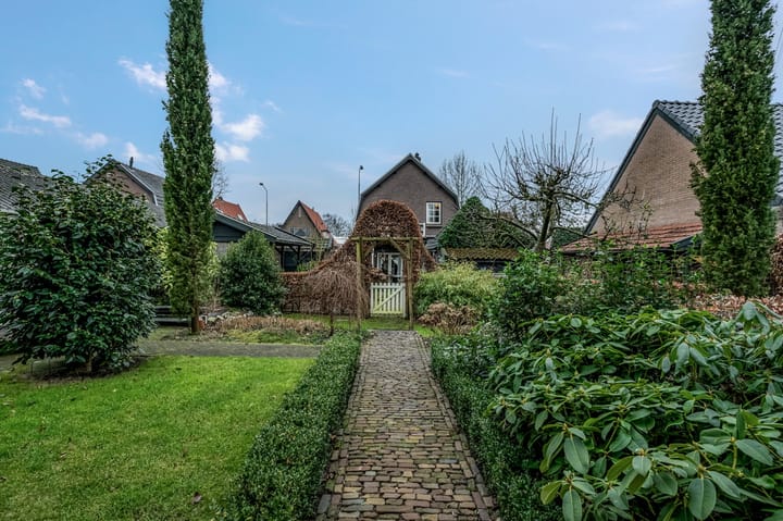 Foto 22 van Molenstraat 236