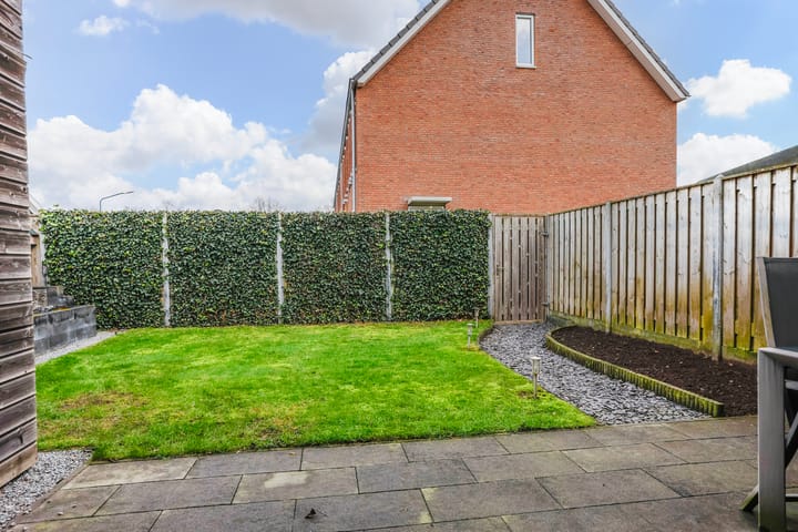 Photo 25 of Snavelbiesstraat 11