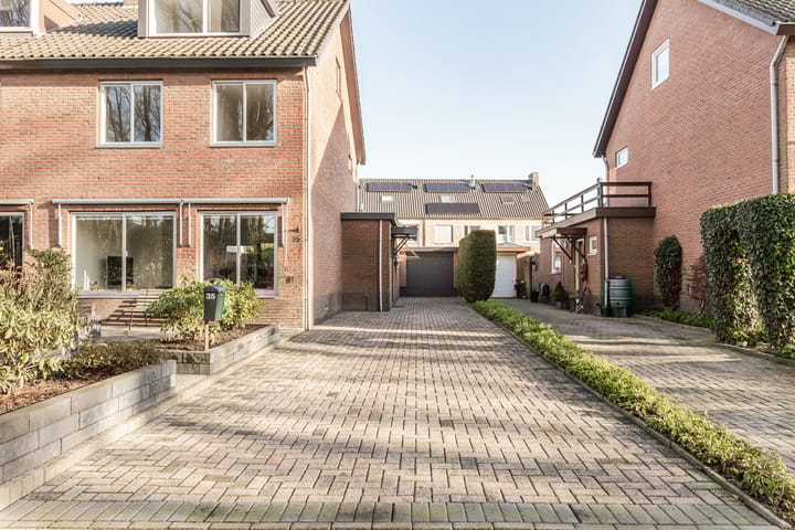 Photo 35 of Van Strijlandweg 35