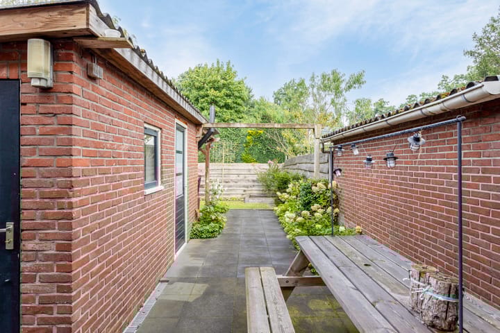 Foto 18 van Eligiusstraat 93