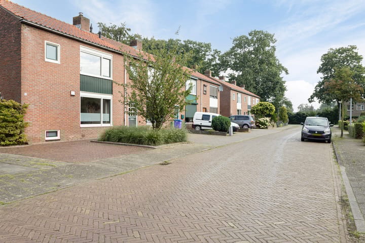 Foto 22 van Eligiusstraat 93