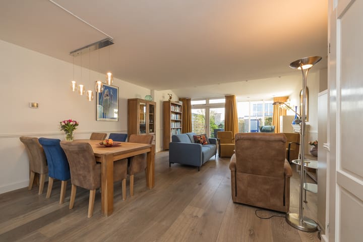 Foto 8 van Stationsweg 83