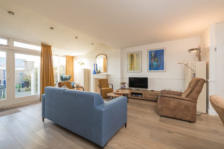 Foto 10 van Stationsweg 83