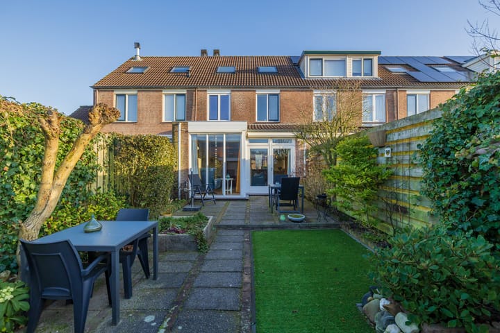 Foto 20 van Stationsweg 83