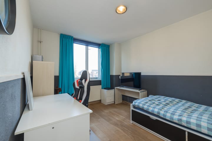 Foto 25 van Stationsweg 83