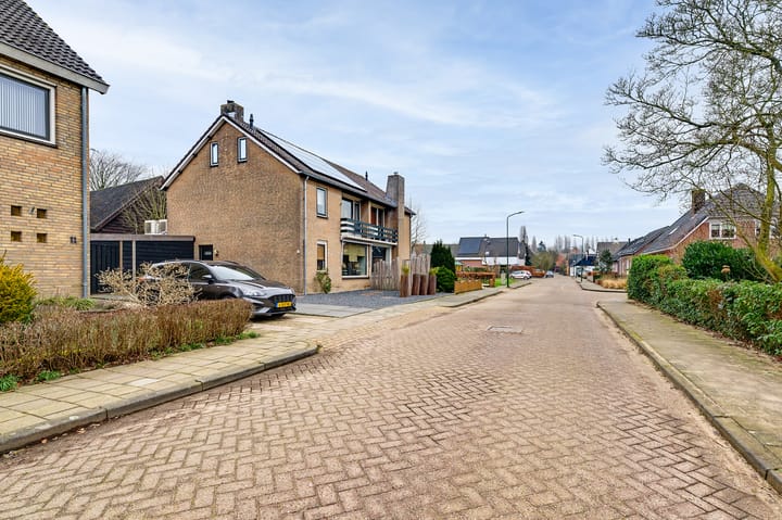 Foto 27 van Molenstraat 13