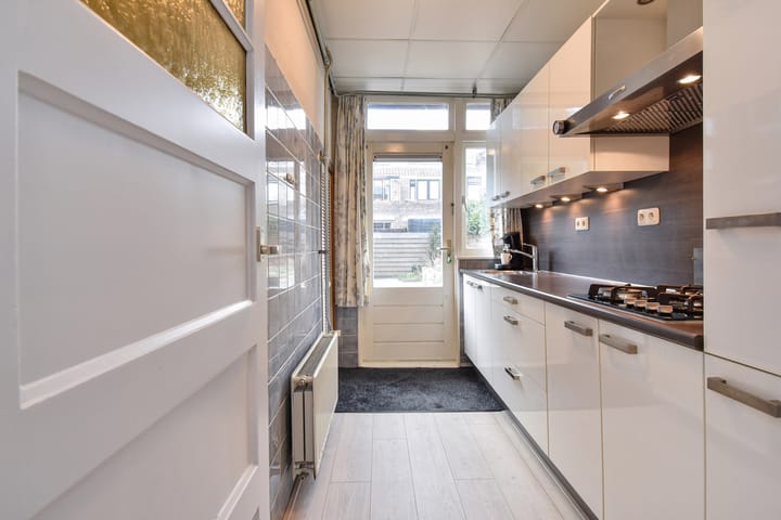 Photo 10 of C. Fockstraat 38