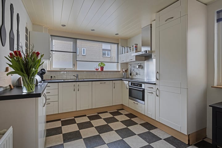 Foto 18 van Generaal Linckerslaan 12