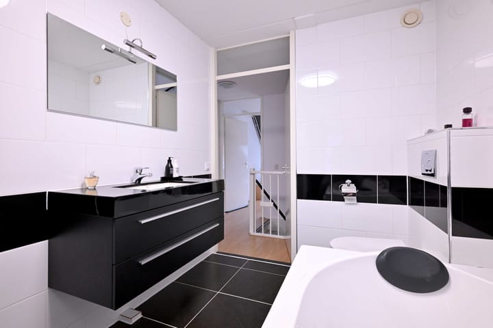 Foto 25 van Almensestraat 15