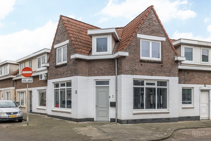 Bekijk foto van Stadhouderstraat 2