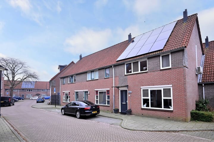 Foto 33 van Almensestraat 15