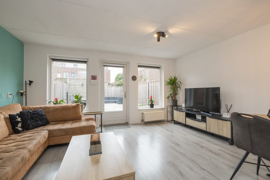 Foto 2 van Abraham van Lindenstraat 1