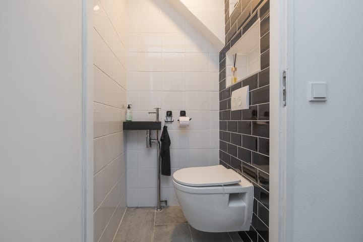 Foto 5 van Abraham van Lindenstraat 1